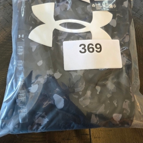 Under Armour Boys' Armour Fleece Camo Hoodie Youth XL Black Gray Activewear - Picture 7 of 7